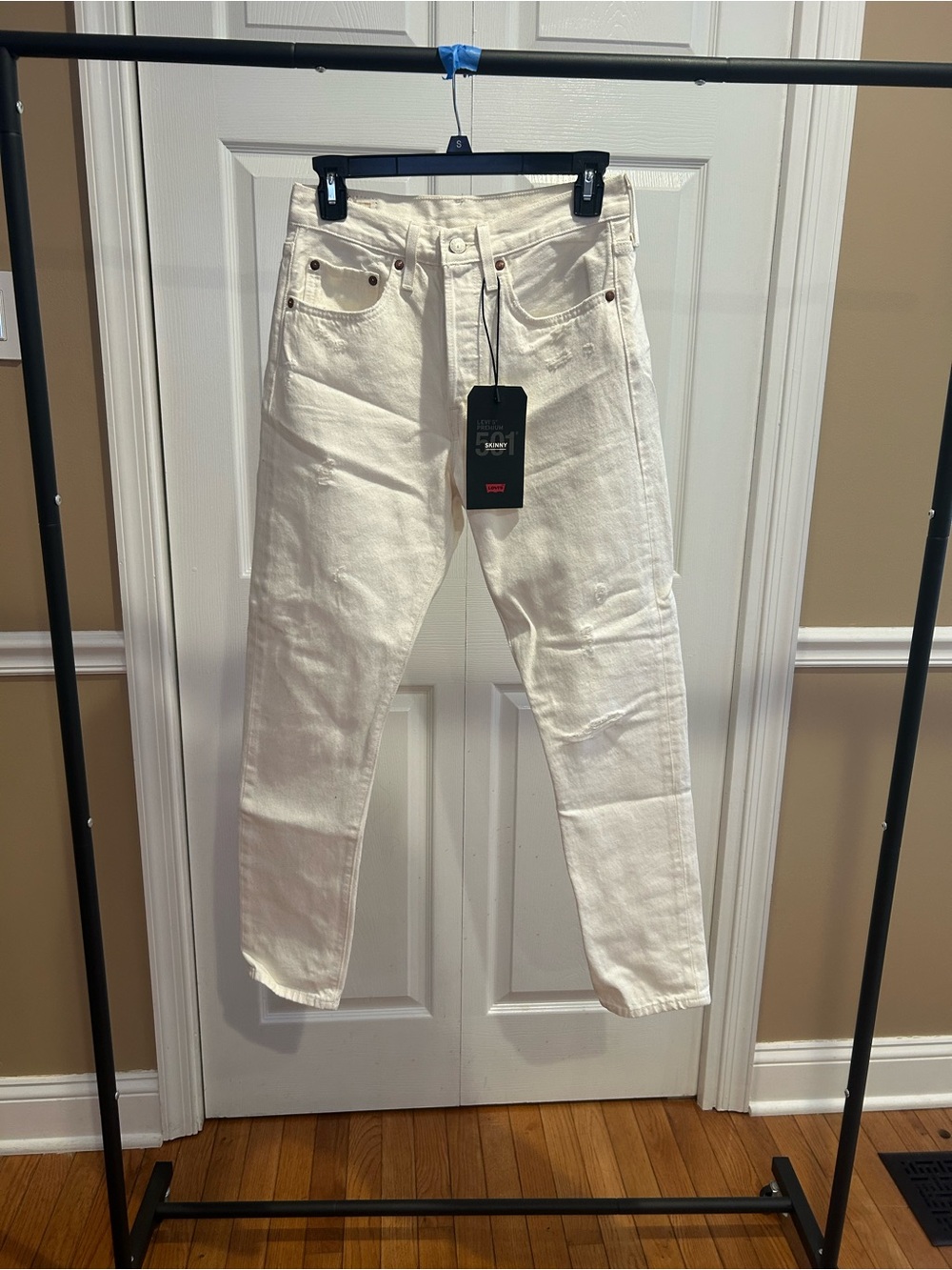 Slim Levi's 501 Original Fit Jeans in White